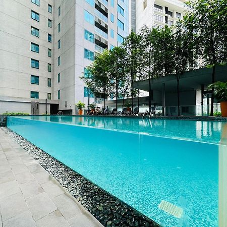 Summer Suites Klcc By Homestay 吉隆坡 外观 照片