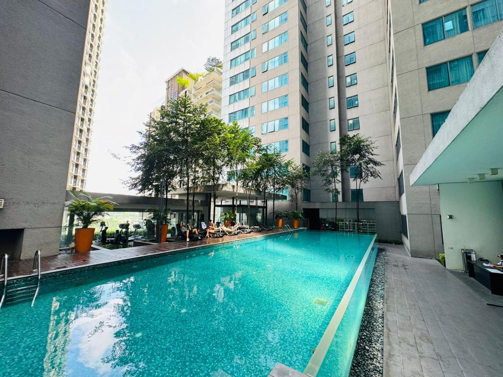 Summer Suites Klcc By Homestay 吉隆坡 外观 照片