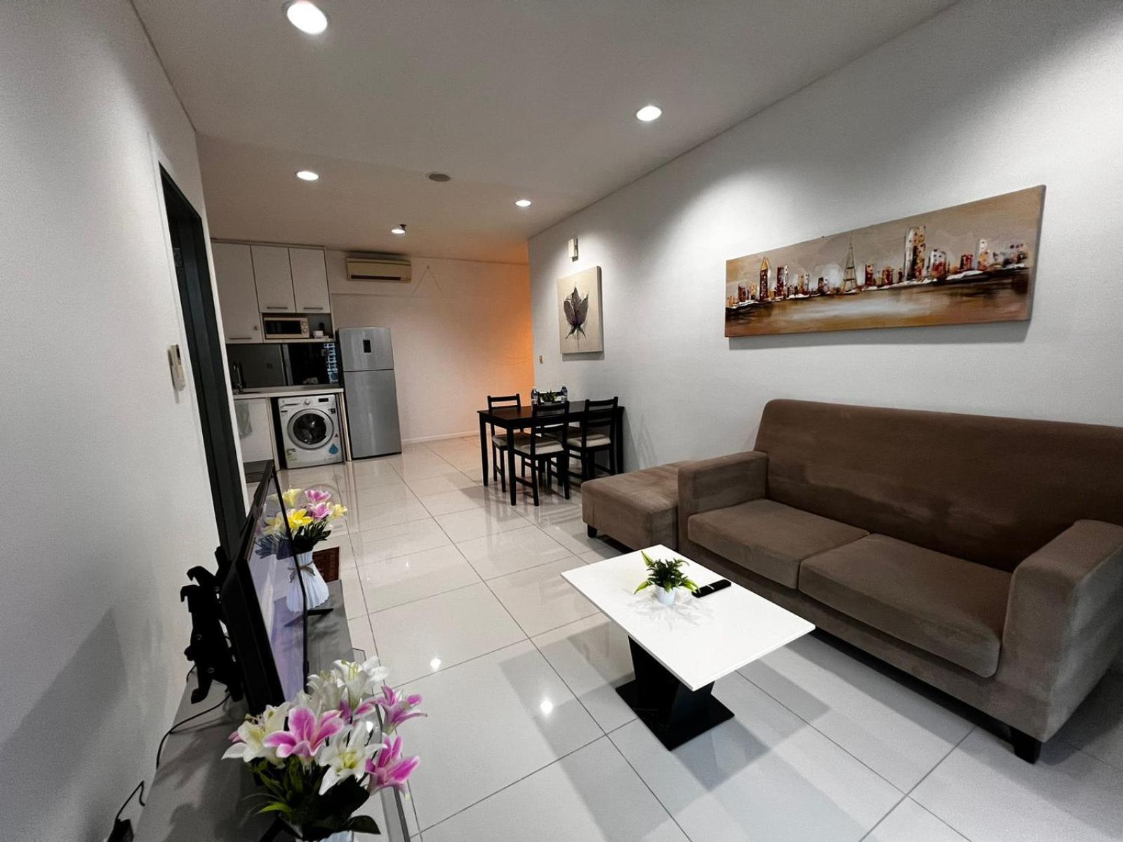 Summer Suites Klcc By Homestay 吉隆坡 外观 照片